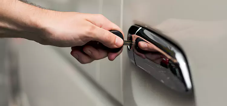 Why Choose Our Auto Locksmith Team in Long Beach, CA?