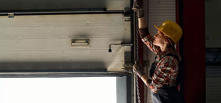 Addressing Common Garage Door Stoppage Issues in Long Beach, CA
